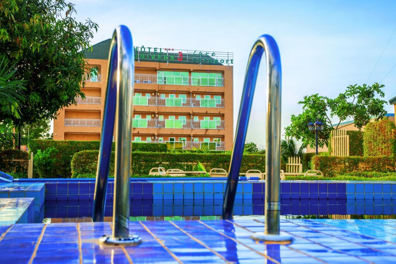 Hotel Univers 3 Aeroport Luxe 尼亚美 外观 照片
